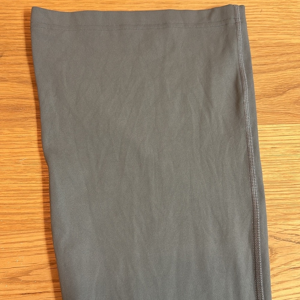 Lululemon Groove Super High Rise Flared Pant *Regular Belgian Blue Size 4 - Picture 4 of 5